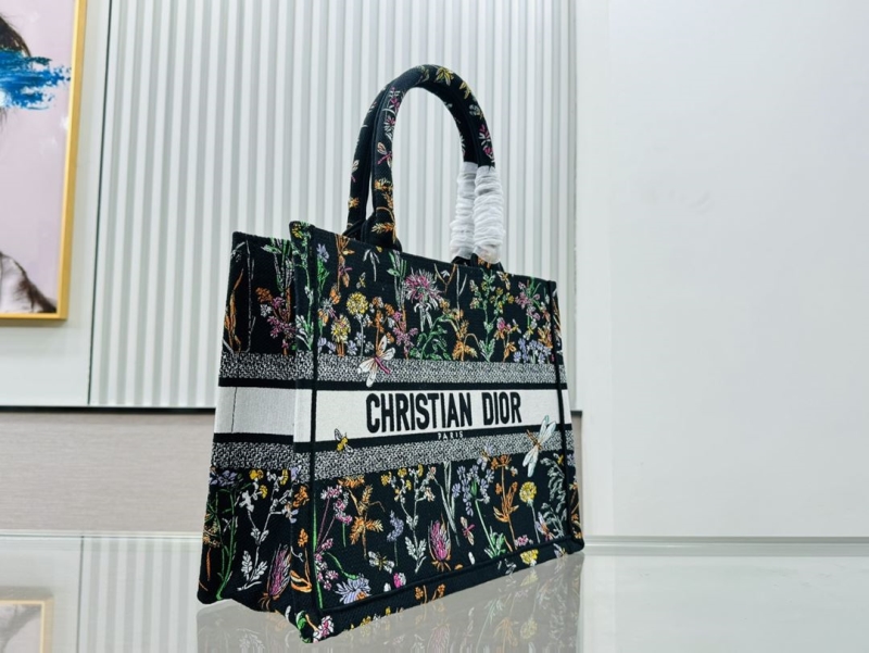 Dior Shopping Bags